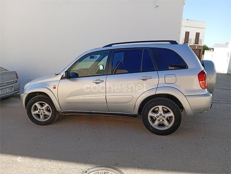 Gris / plata Usado 2001 Toyota RAV4 Luna SUV | 5500 € (Precio justo) - Imagen 1/4