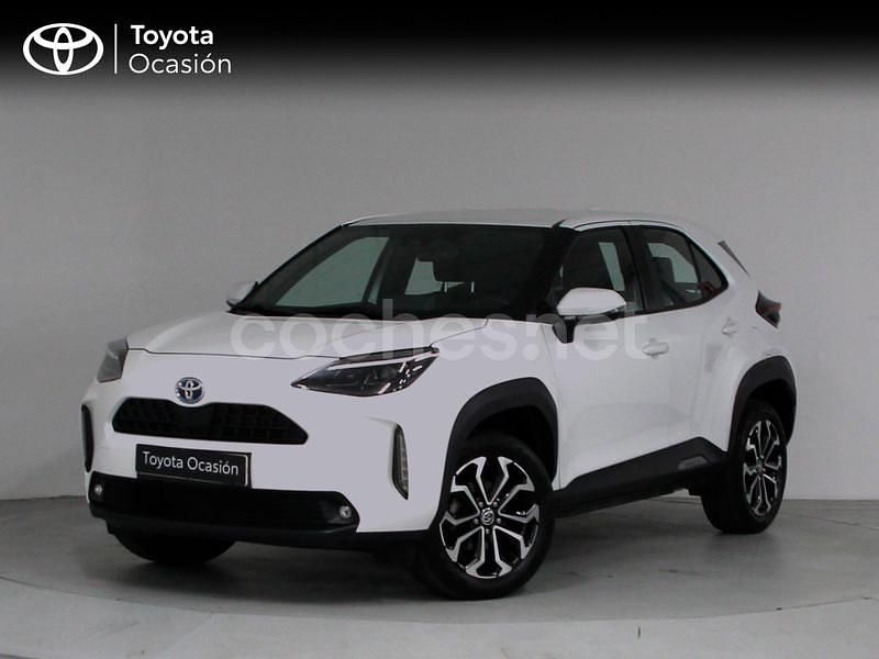 Blanco Usado 2024 Toyota Yaris Cross Active SUV | 25.290 € (Un poco caro) - Imagen 1/4
