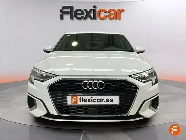 Usado Audi A3 150 CV (110 kW) 2020 Blanco Berlina