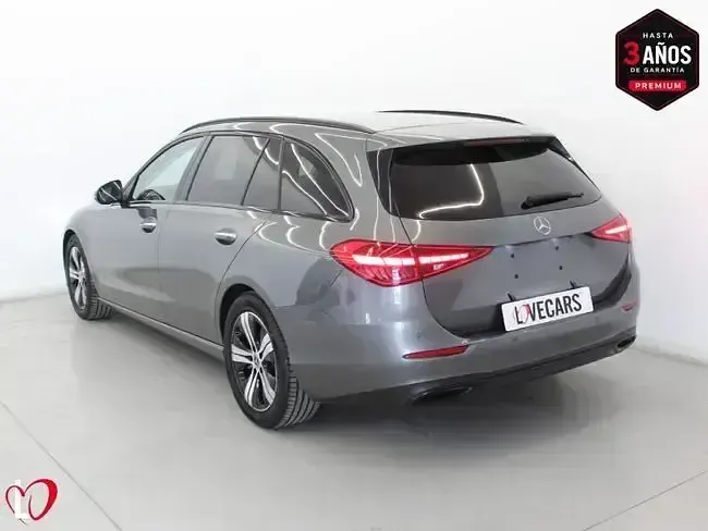 Usado Mercedes C220 200 CV (147 kW) 2023 Gris Familiar