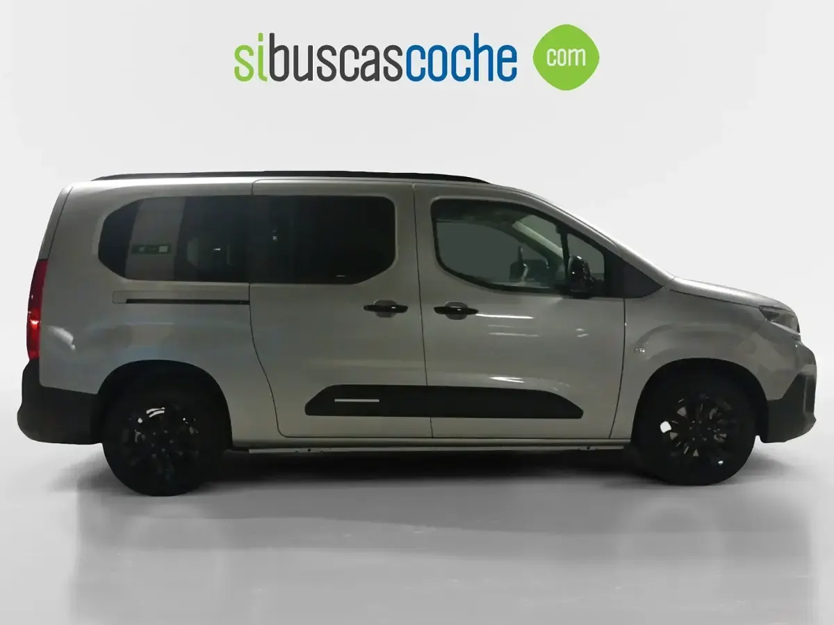Usado Citroën Berlingo 100 kW (136 CV) 2025 Gris/plata Monovolumen