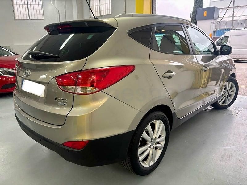 Usado Hyundai ix35 Classic 136 CV (100 kW) 2010 Beige SUV
