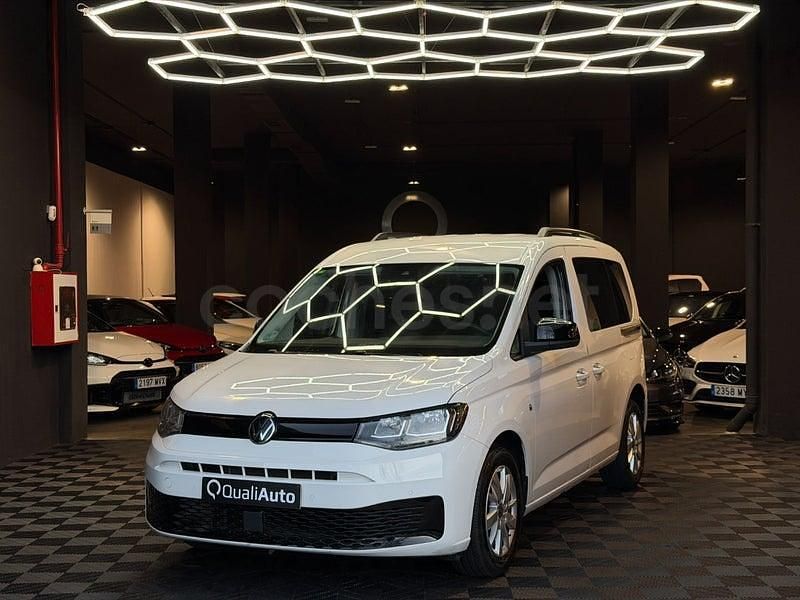 Usado VW Caddy Life 122 CV (89 kW) 2022 Blanco Monovolumen