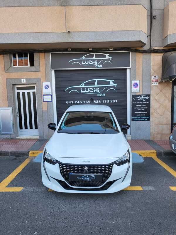 Blanco Usado 2022 Peugeot 208 Active Utilitario | 10.700 € (Super precio) - Imagen 1/4