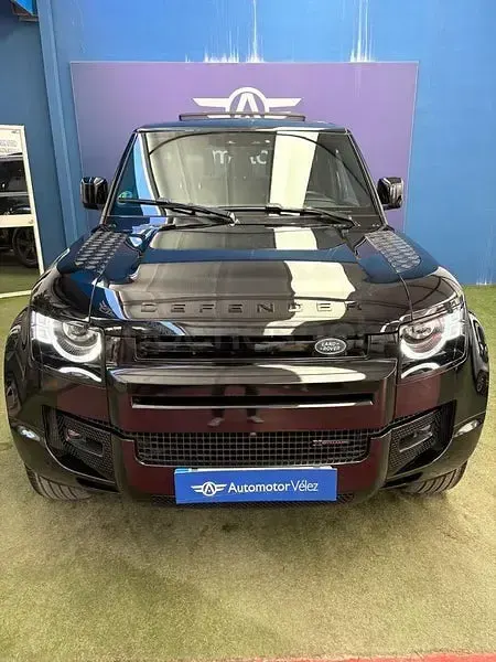 Usado Land Rover Defender SE 400 CV (294 kW) 2022 Negro SUV