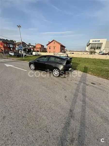 Usado Citroën C4 138 CV (101 kW) 2006 Negro Berlina