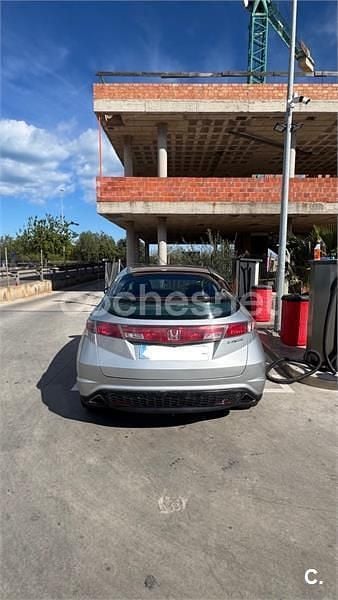 Usado Honda Civic Sport 140 CV (102 kW) 2008 Gris / plata Berlina