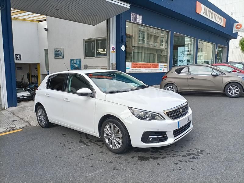 Blanco Usado 2021 Peugeot 308 Allure Berlina | 13.900 € (Precio justo) - Imagen 1/4