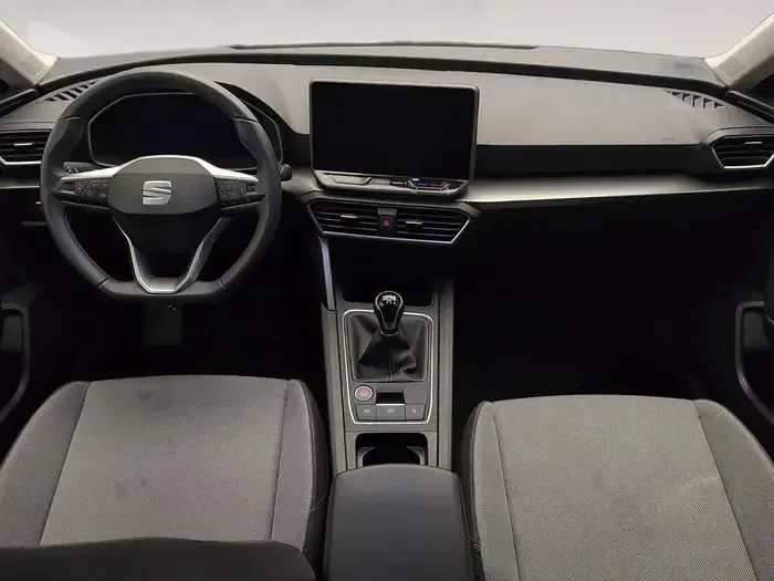 Usado Seat Leon Style 116 CV (85 kW) 2025 Gris