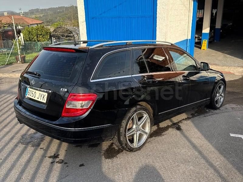 Usado Mercedes C220 Avantgarde 170 CV (125 kW) 2008 Negro Familiar