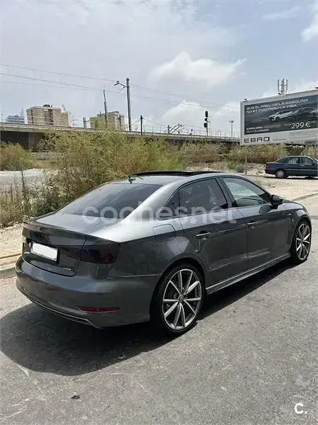 Usado Audi A3 Advanced 184 CV (135 kW) 2015 Gris / plata Berlina