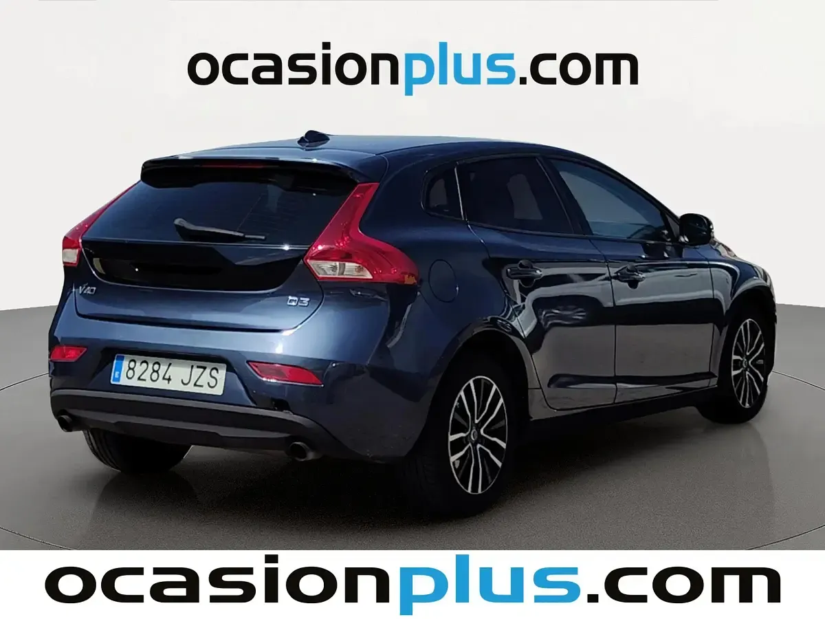 Usado Volvo V40 Momentum 150 CV (110 kW) 2017 Azul Utilitario