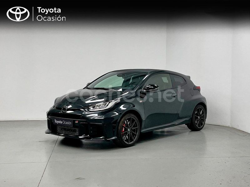 Negro Usado 2024 Toyota Yaris Berlina | 50.900 € - Imagen 1/4