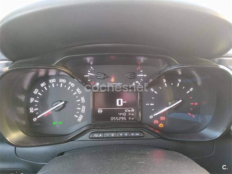 Usado Citroën C3 Feel 82 CV (60 kW) 2018 Naranja Utilitario