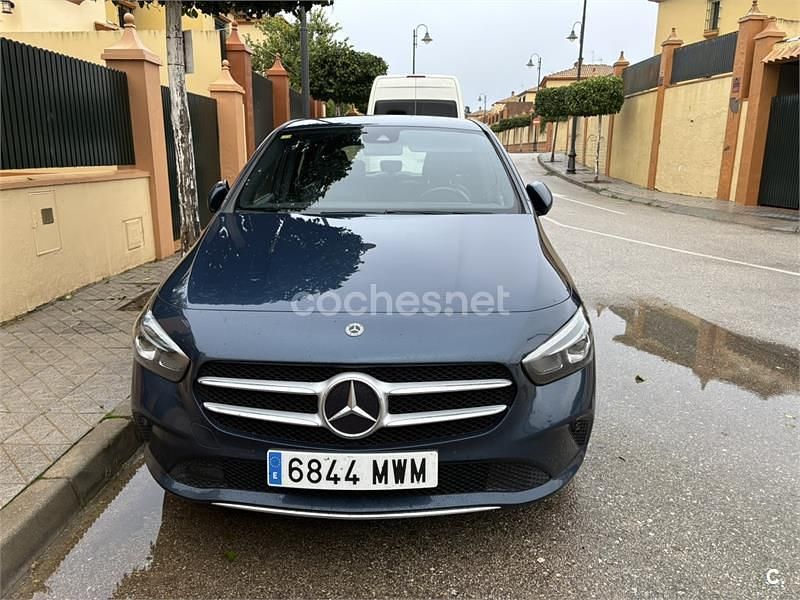 Usado Mercedes B180 116 CV (85 kW) 2020 Azul Monovolumen