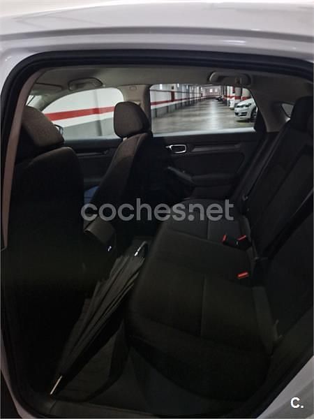 Blanco Usado 2023 Honda Civic Elegance Berlina | 25.500 € (Super precio) - Imagen 1/4