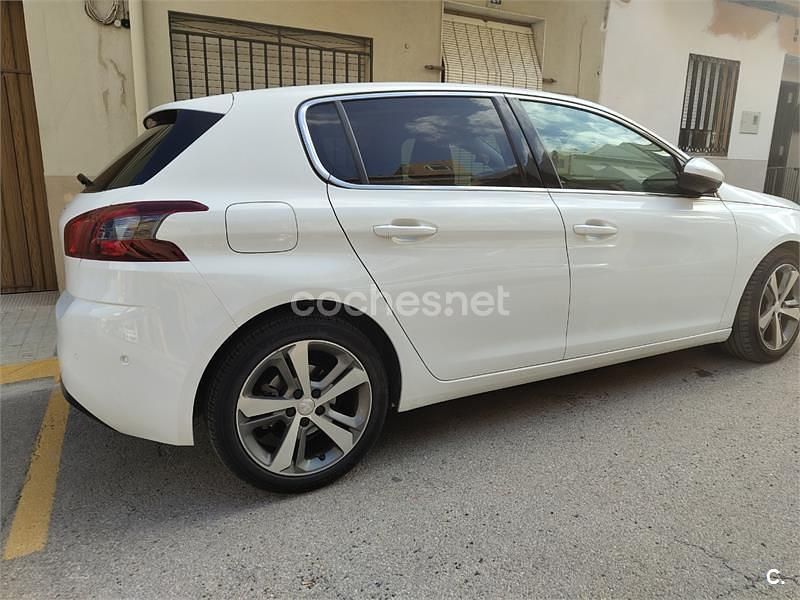 Blanco Usado 2019 Peugeot 308 Allure Berlina | 8000 € (Super precio) - Imagen 1/4