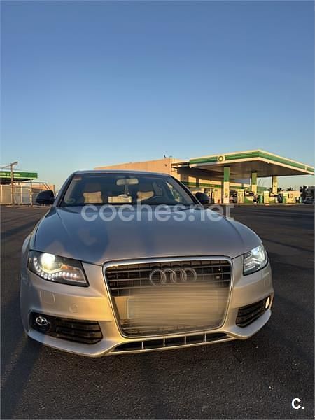 Gris / plata Usado 2009 Audi A4 Berlina | 7500 € (Precio justo) - Imagen 1/4