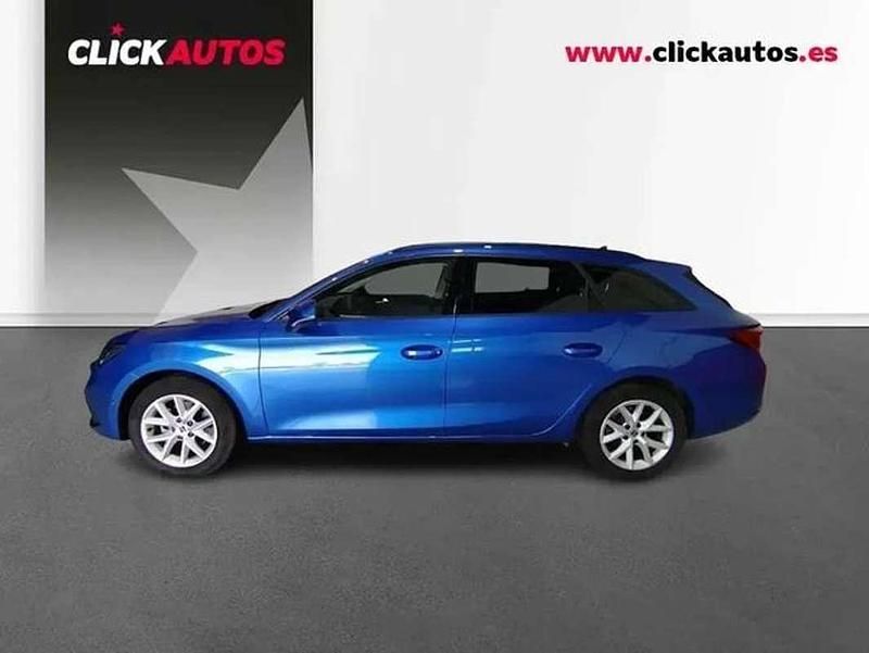 Usado Seat Leon Style 116 CV (85 kW) 2025 Azul Utilitario