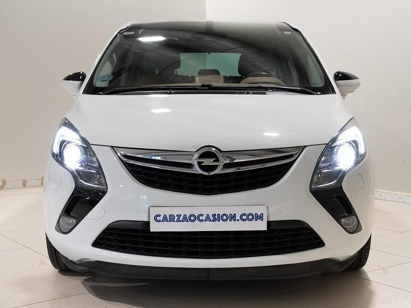 Usado Opel Zafira Excellence 140 CV (102 kW) 2016 Blanco Monovolumen