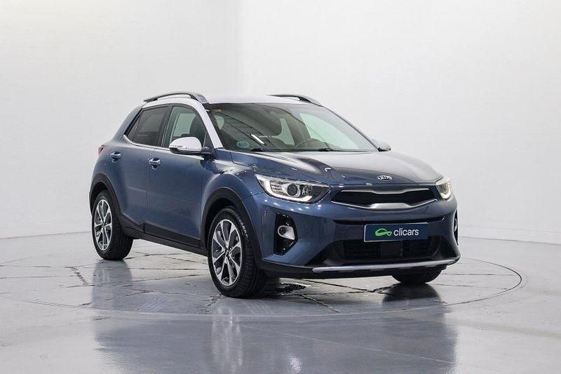 Usado Kia Stonic 100 CV (73 kW) 2019 Azul SUV