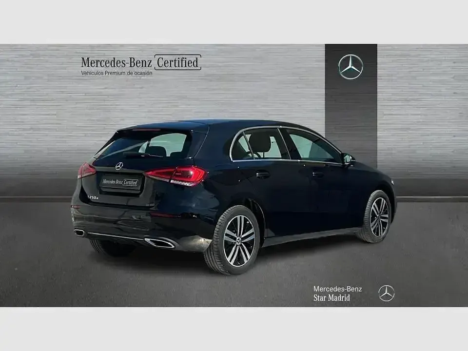 Usado Mercedes A250 Progressive 218 CV (160 kW) 2020 Negro Berlina