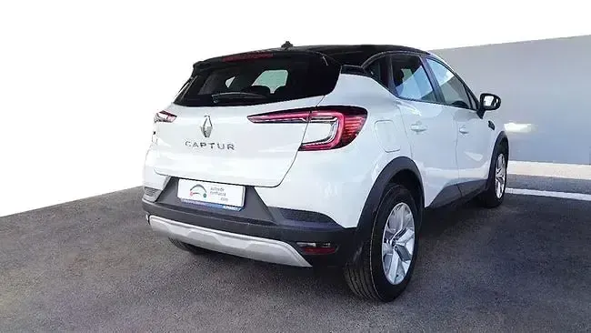 Usado Renault Captur Equilibre 90 CV (66 kW) 2023 Blanco SUV