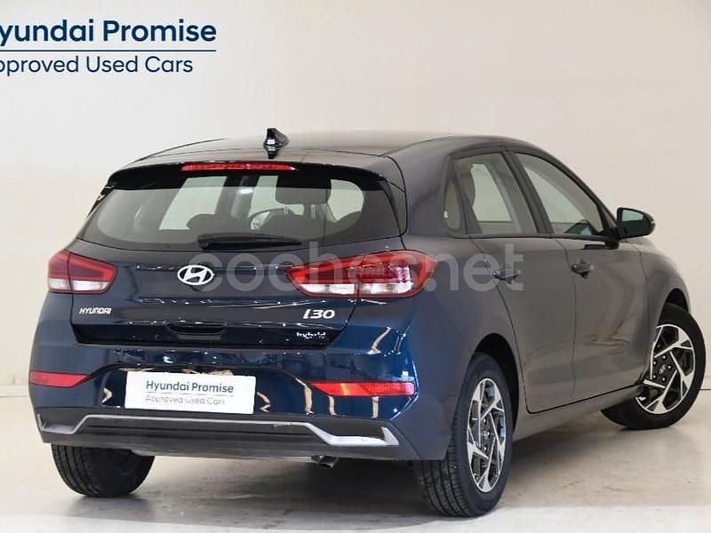 Usado Hyundai i30 100 CV (73 kW) 2024 Azul Berlina