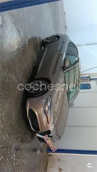 Usado Alfa Romeo Giulia Veloce 210 CV (154 kW) 2017 Beige Berlina