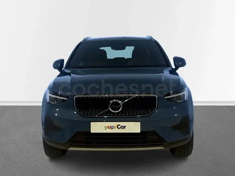 Usado Volvo XC40 Core 163 CV (119 kW) 2024 Azul SUV