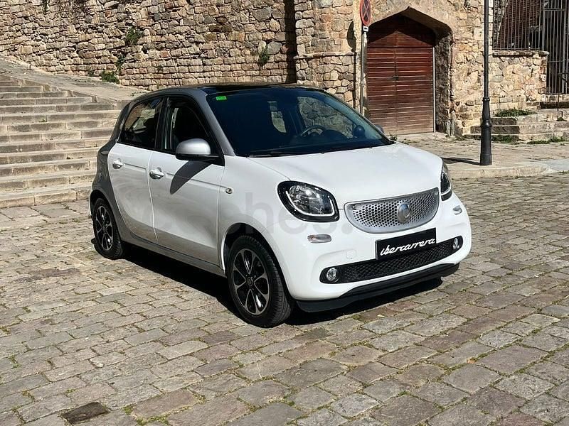 Usado Smart ForFour Passion 90 CV (66 kW) 2017 Blanco Utilitario