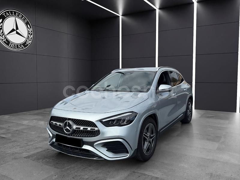 Gris / plata Usado 2025 Mercedes GLA200 SUV | 44.900 € (Caro) - Imagen 1/4