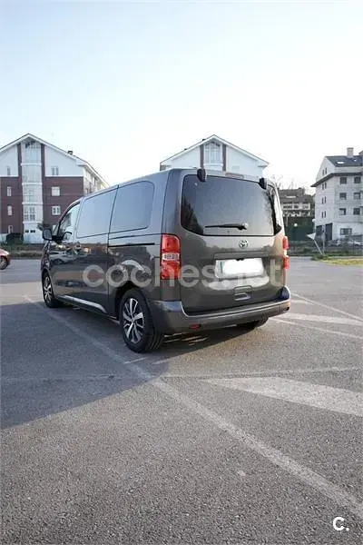 Usado Toyota Proace Verso Advance 150 CV (110 kW) 2020 Gris / plata Familiar
