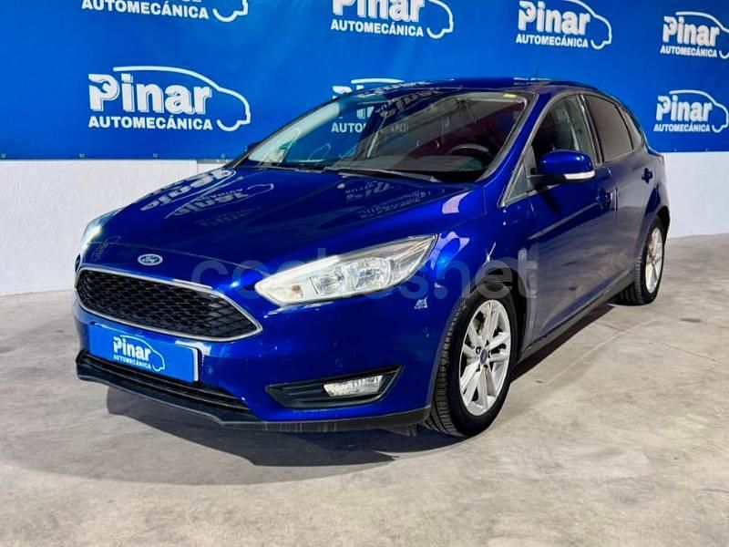 Azul Usado 2016 Ford Focus Trend Berlina | 9100 € (Precio justo) - Imagen 1/4