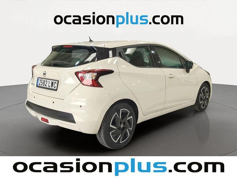 Używany Nissan Micra Acenta 92 KM (67 kW) 2022 Beżowy Hatchback