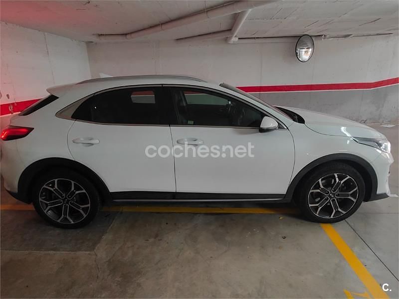 Usado Kia XCeed 120 CV (88 kW) 2021 Blanco SUV
