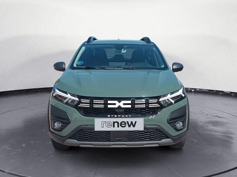 Używany Dacia Sandero Expression 111 KM (81 kW) 2023 Zielony Sedan/Limuzyna