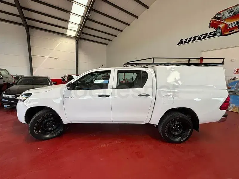 Usado Toyota HiLux 150 CV (110 kW) 2022 Blanco Pickup/Camioneta