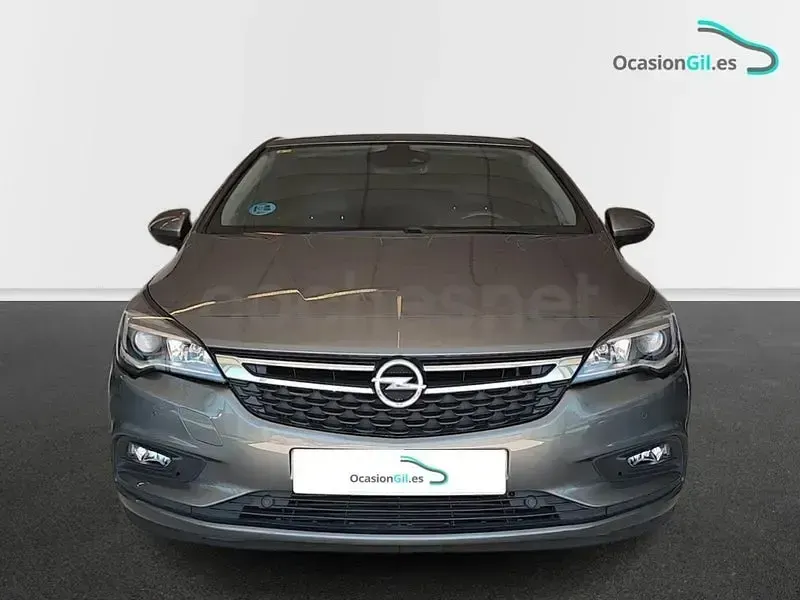 Usado Opel Astra Excellence 136 CV (100 kW) 2017 Beige Berlina