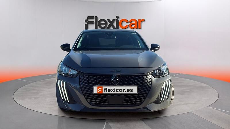 Usado Peugeot 208 Allure 101 CV (74 kW) 2025 Gris Utilitario