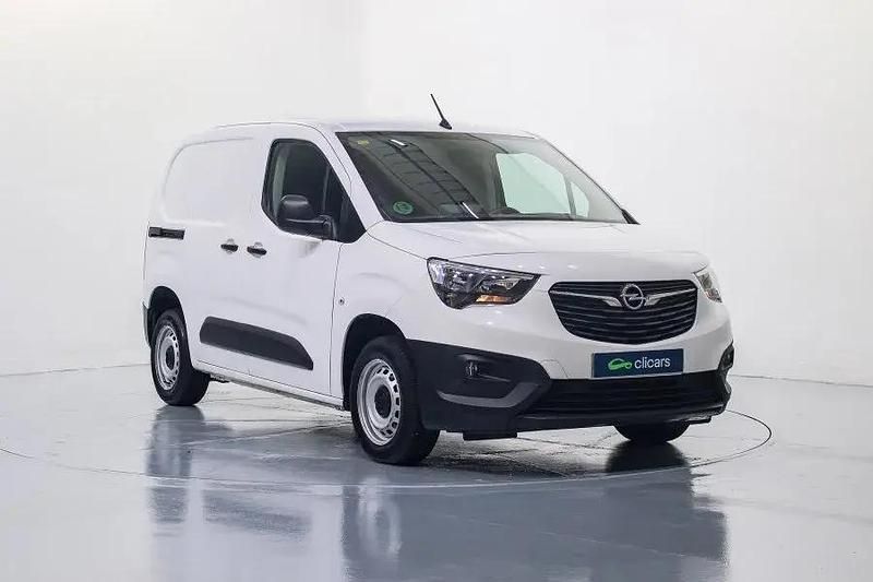 Usado Opel Combo S 100 HP (73 kW) 2021 Branco Monovolume