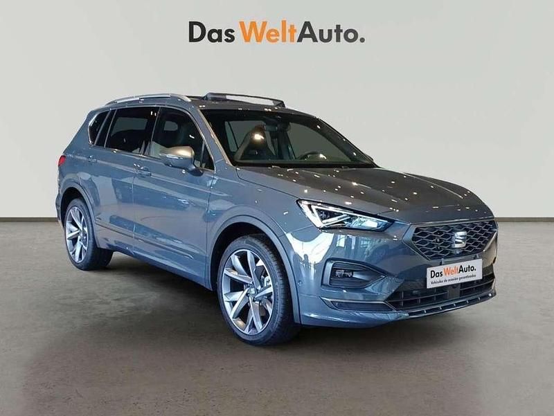 Gris Nuevo 2025 Seat Tarraco FR SUV | 43.200 € (Caro) - Imagen 1/4