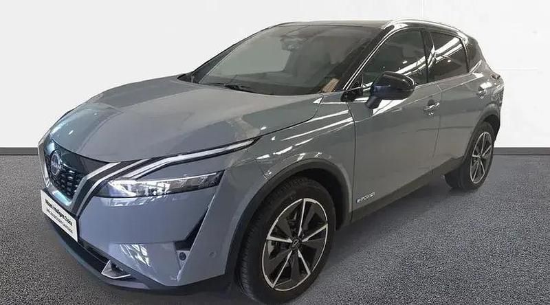 Katana grey con techo midnight Usado 2023 Nissan Qashqai Tekna SUV | 36.500 € - Imagen 1/4