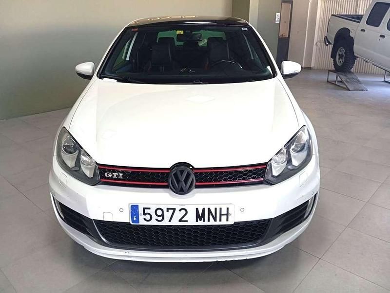 Usado VW Golf VI GTI 211 CV (155 kW) 2011 Blanco Utilitario