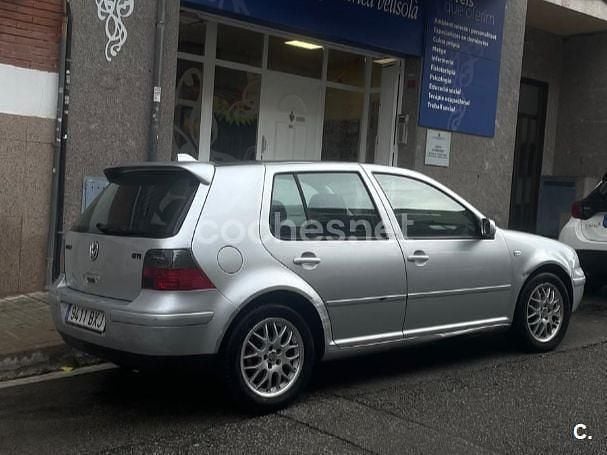 Usado VW Golf IV GTI 150 CV (110 kW) 2002 Gris / plata Berlina
