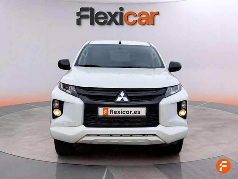 Usado Mitsubishi L200 150 CV (110 kW) 2020 Blanco Recogida