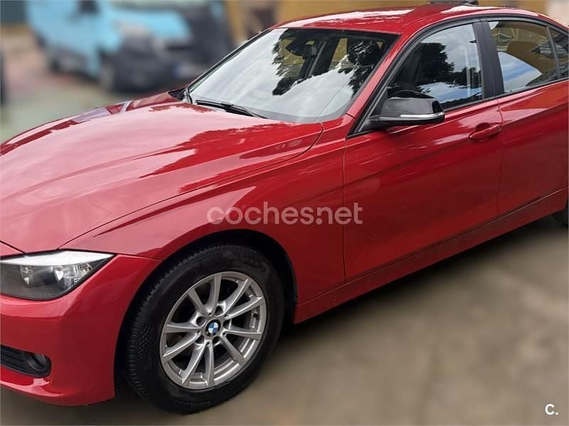 Usado BMW 316 Efficient Dynamics 116 CV (85 kW) 2014 Rojo Berlina