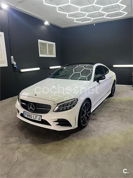 Usado Mercedes C220 194 CV (142 kW) 2020 Blanco Coupe