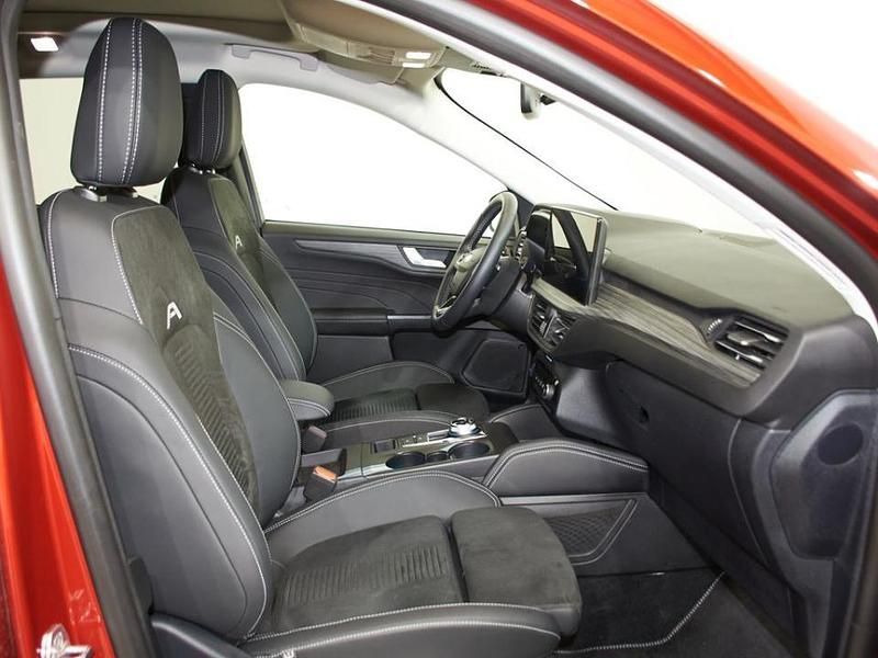 Usado Ford Kuga Active X 243 CV (178 kW) 2024 Rojo SUV