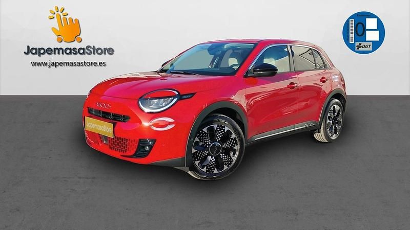 Usado Fiat 600E La Prima 114 kW (156 CV) 2024 Rojo Berlina